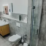 아파트 Premium 3br Apartment, Stunning Views Overlooking The Station 코블렌츠