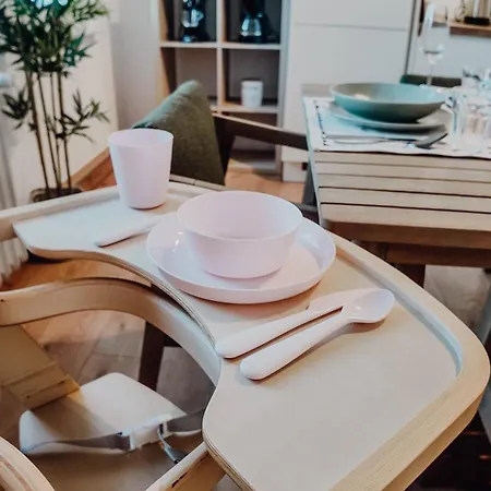 Premium 3br Apartment, Stunning Views Overlooking The Station * Coblenza