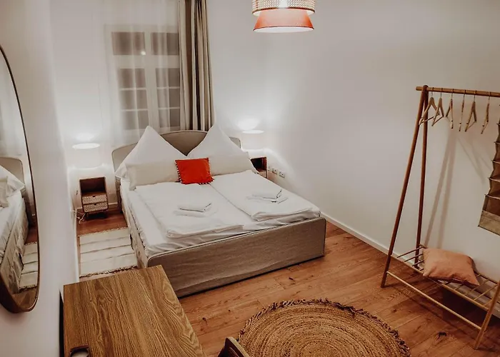 Premium 3br Apartment, Stunning Views Overlooking The Station Coblenza